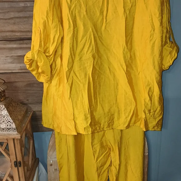 Bright Yellow Two-Piece Set - Picture 4 of 4